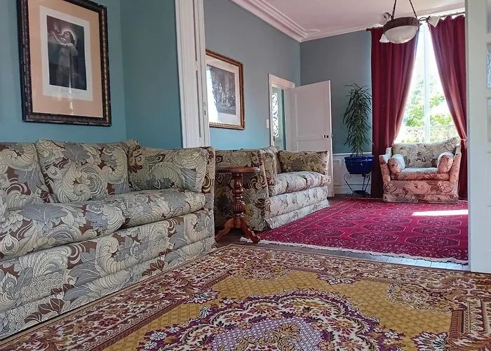 La Maison Ruth Сasa de vacaciones Montbray